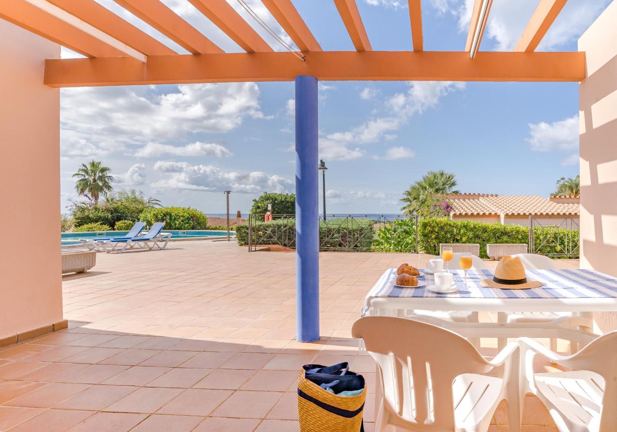 Apartamentos Mar Blau Son Bou Exteriér fotografie